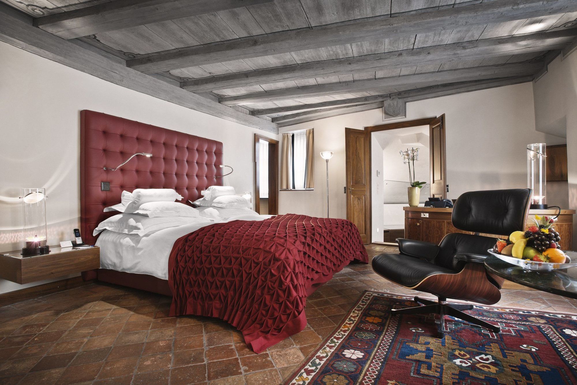 Widder Hotel - Zurichs Luxury Hideaway Rum bild