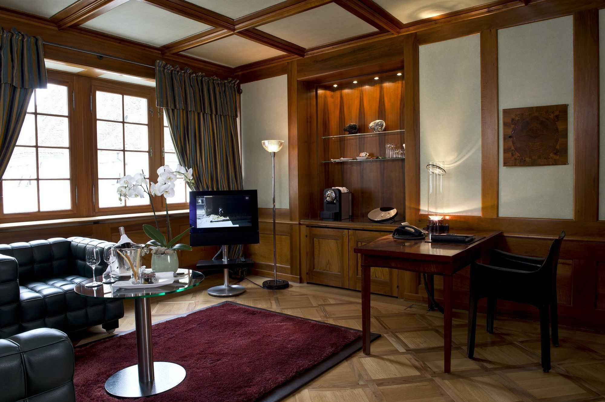 Widder Hotel - Zurichs Luxury Hideaway Rum bild