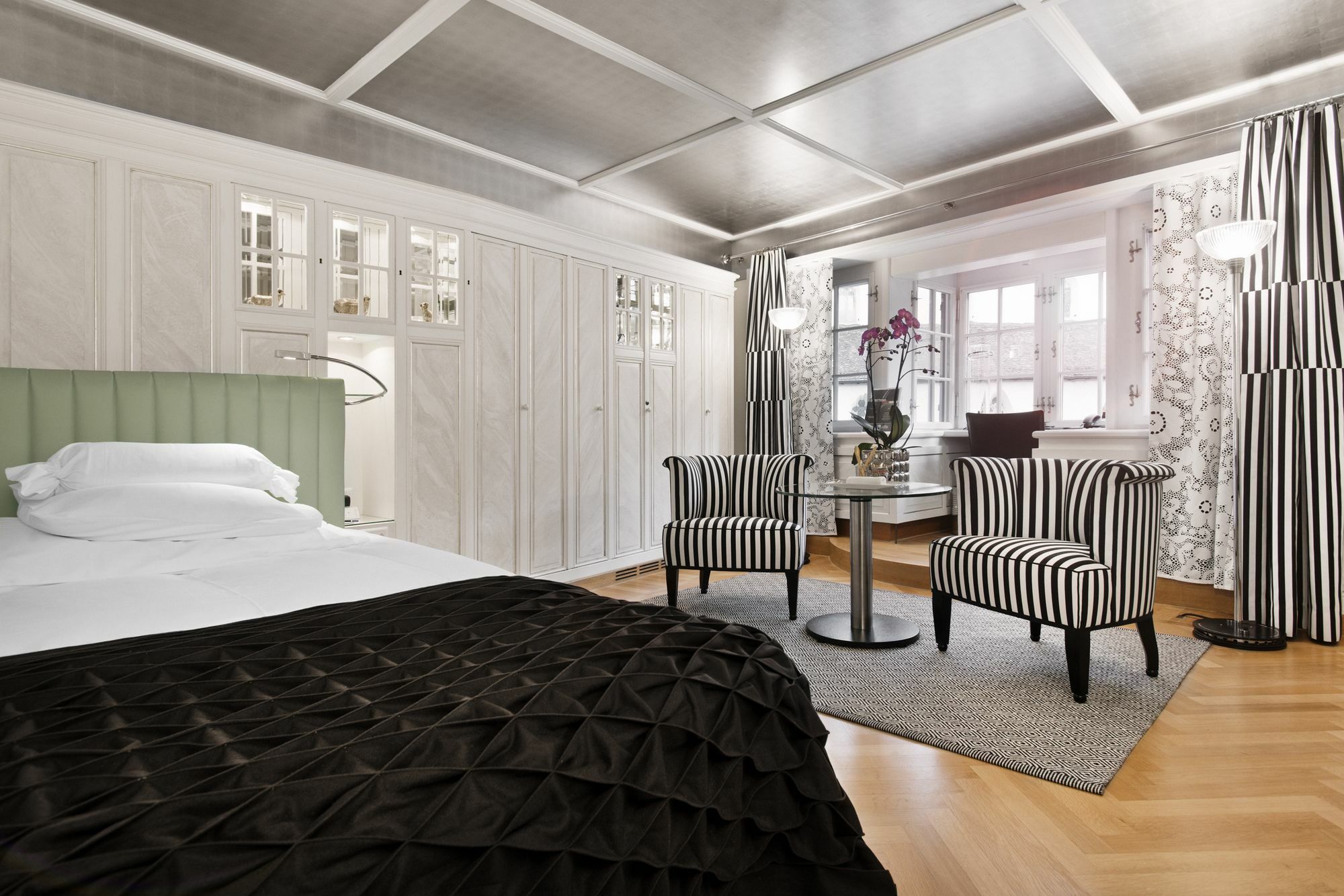 Widder Hotel - Zurichs Luxury Hideaway Rum bild